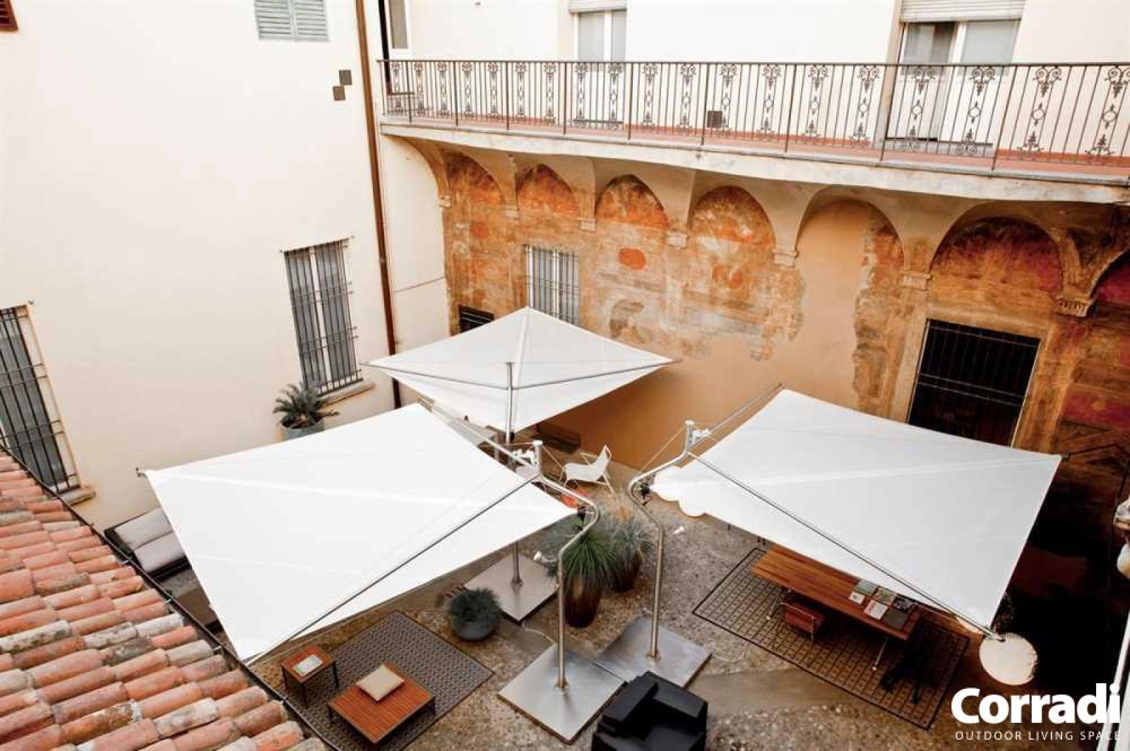 Sonnenschirm DEFENSE Galerie